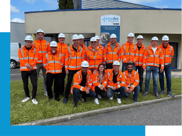 Hosybat en partenariat avec REHAU, un leader mondial des solutions polymères, renforce la qualité et la fiabilité de notre système.